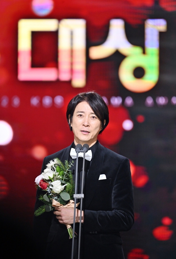 [정보/소식] [단독] 최수종, "연기대상 대상 왕' 납시오"...'2024 KBS 연기대상' 참석 | 인스티즈