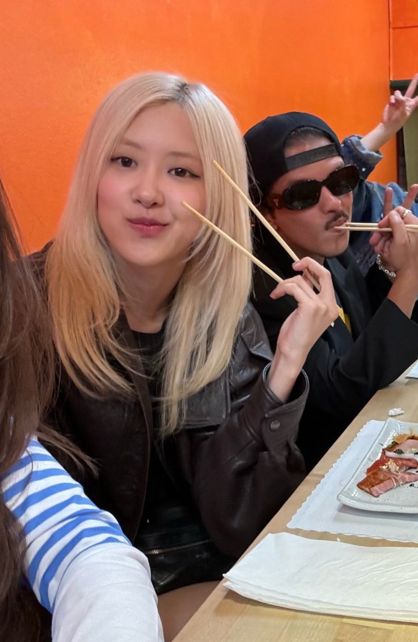 [잡담] 로제 브루노 새로운 사진이다 | 인스티즈