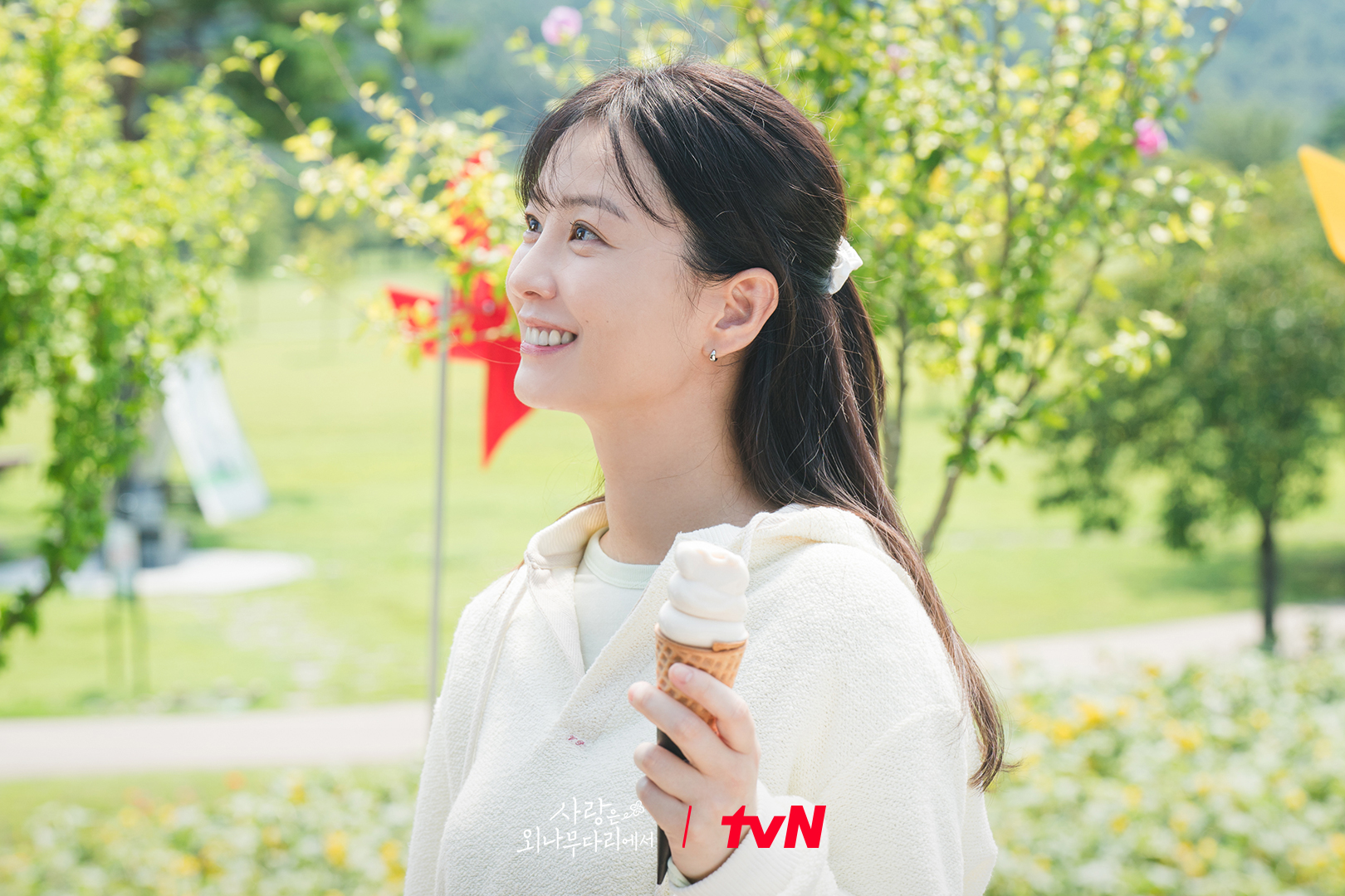대놓고 딱 걸린 주지훈-정유미의 비밀연애! | 인스티즈
