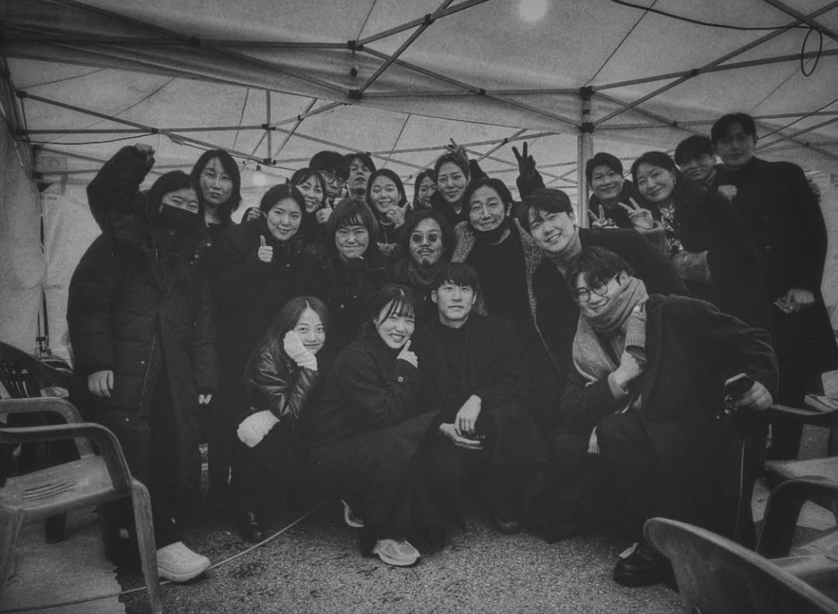 [잡담] 2017 그리고 2024 탄핵 집회에 목소리를 내준 뮤지컬 배우들😭 | 인스티즈