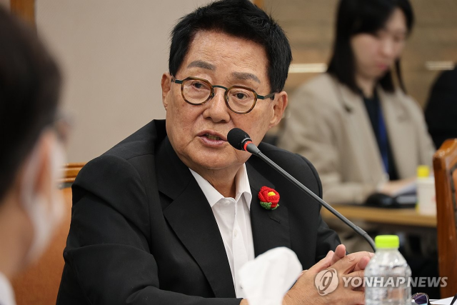 [잡담] 근데 민주당은 42년생 박지원옹도 머리숱 빼곡하시네 | 인스티즈