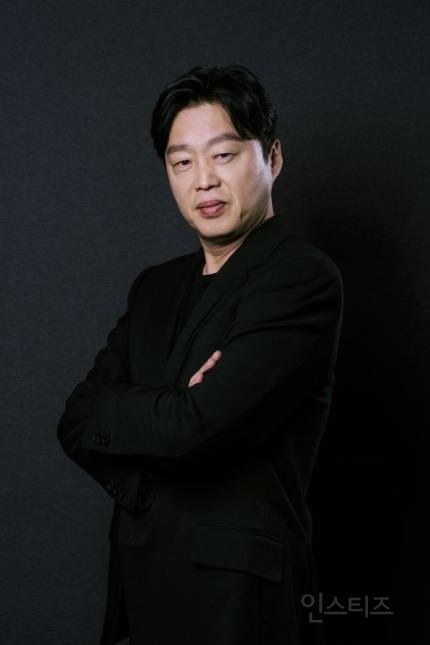 "배우는 은퇴하나요?"…김희원 감독, '조명가게'의 빛 | 인스티즈