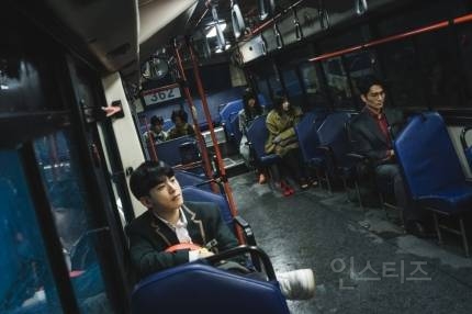 "배우는 은퇴하나요?"…김희원 감독, '조명가게'의 빛 | 인스티즈