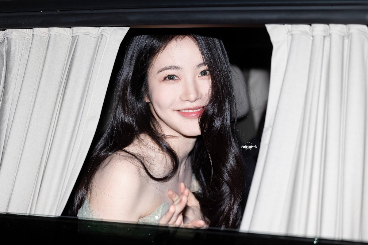 [잡담] 와 신예은 연대 퇴근길이라는데 | 인스티즈