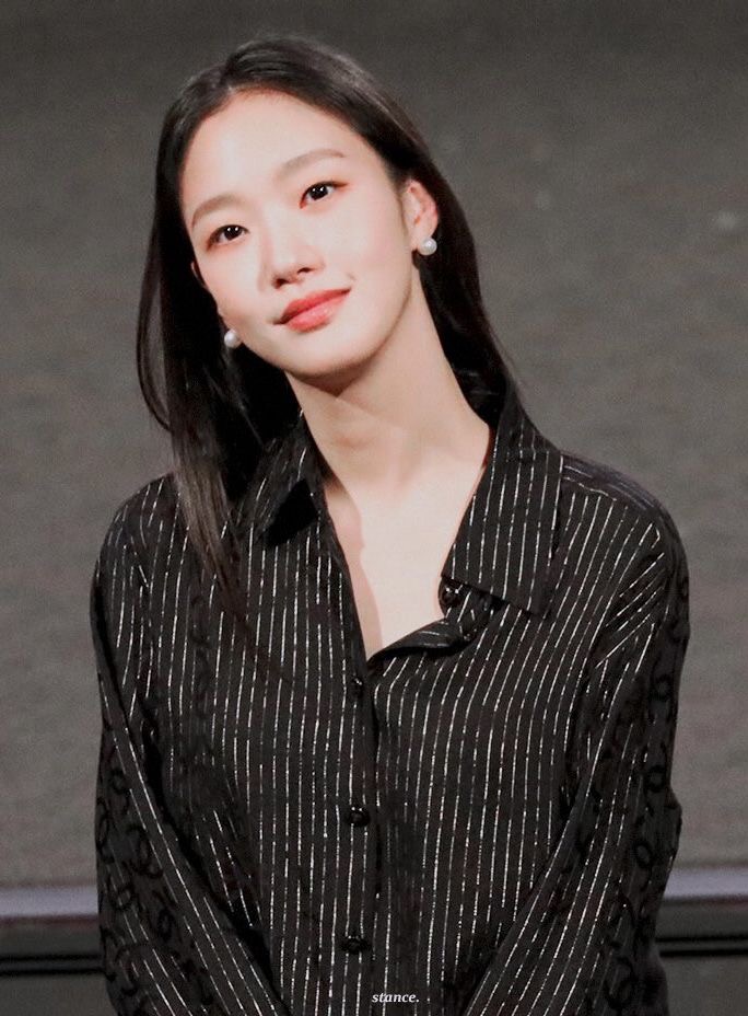 [잡담] 김고은은 진짜 .. 볼수록 너무 너무 예뻐 | 인스티즈