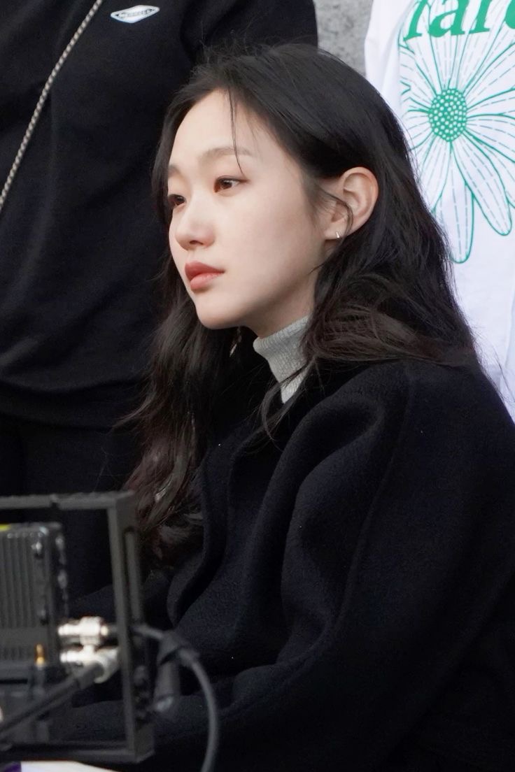 [잡담] 김고은은 진짜 .. 볼수록 너무 너무 예뻐 | 인스티즈