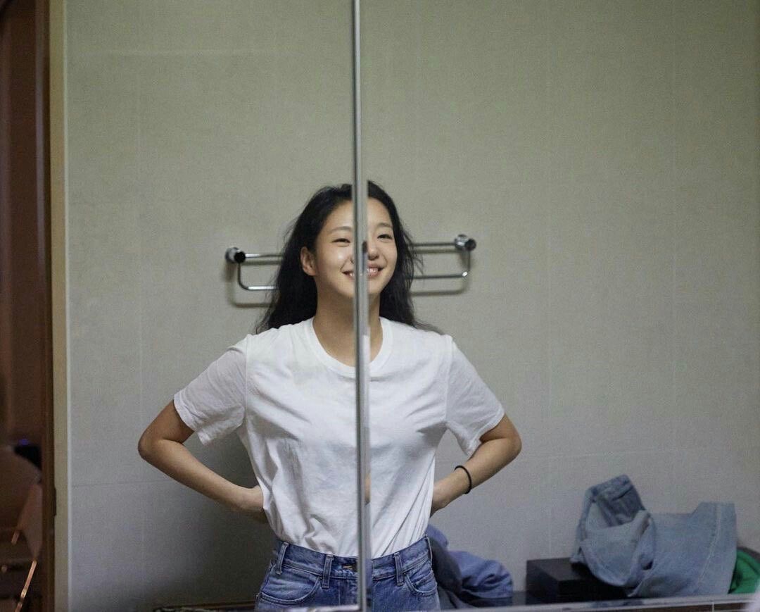 [잡담] 김고은은 진짜 .. 볼수록 너무 너무 예뻐 | 인스티즈