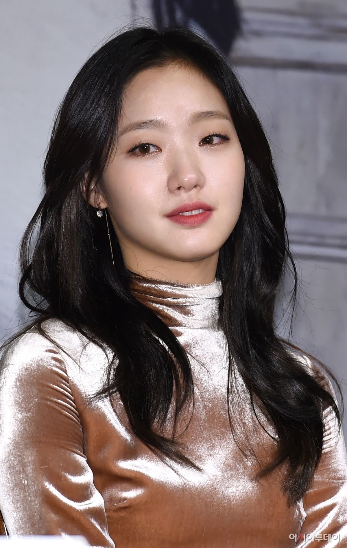 [잡담] 김고은은 진짜 .. 볼수록 너무 너무 예뻐 | 인스티즈
