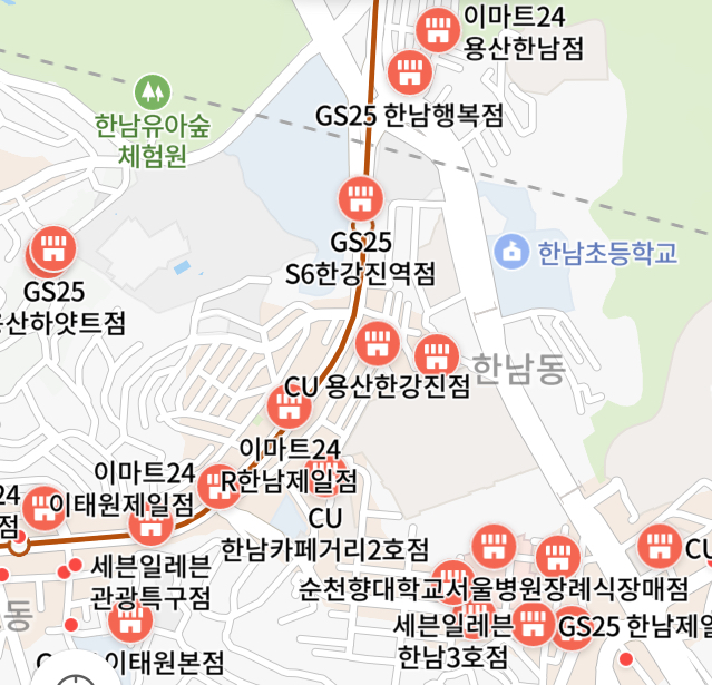 [잡담] 한강진 근처에 매점이나 편의점이 이렇게 많은데 사서 쓸수 있다는게 알못 소리 들을 일이야? - 인스티즈(instiz) 연예 카테고리