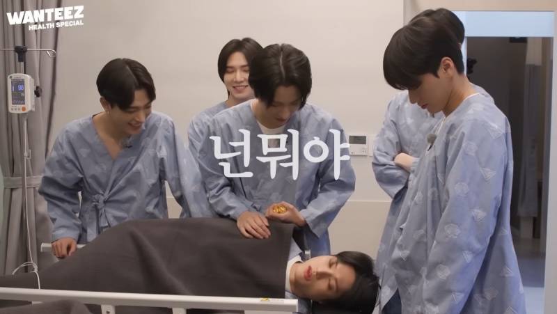 혼자 화내고 노래 부르고 아주 만취객이 따로 없는 남돌의 수면내시경 후기 | 인스티즈