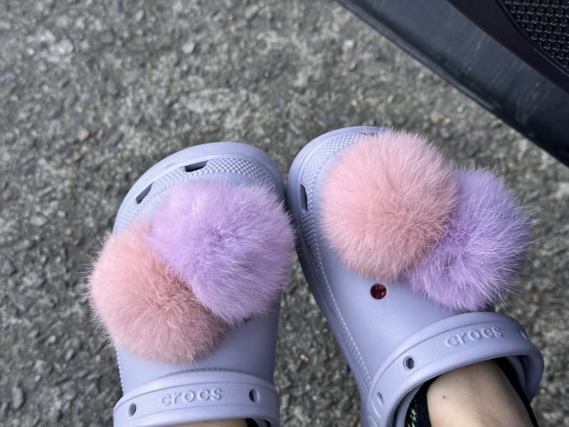 [잡담] 크록스에 폼폼이 달았다 | 인스티즈
