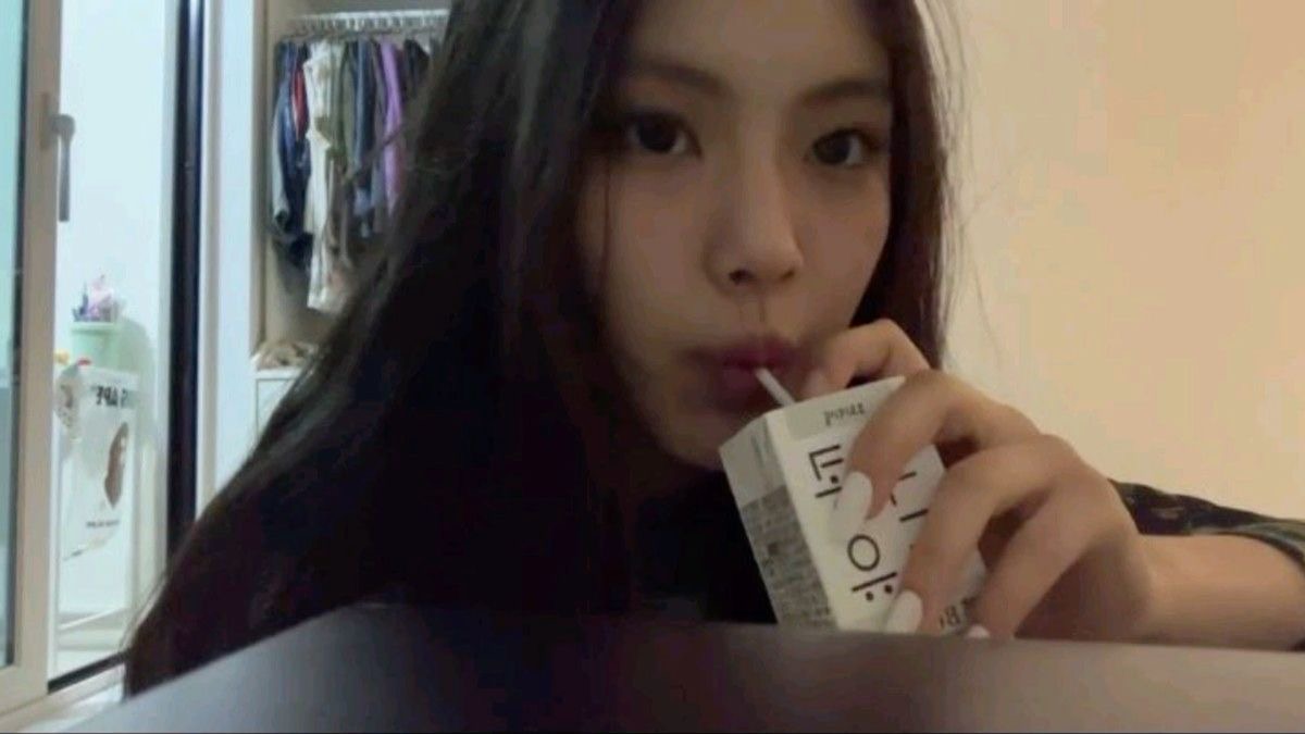 [잡담] 혜인이 분위기때매 자꾸 두유가 팩소주로 보여 | 인스티즈