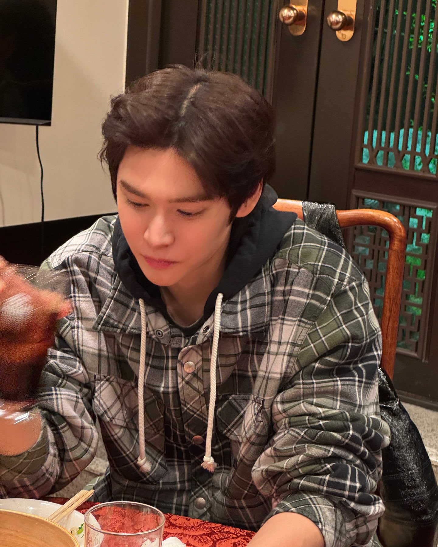 [잡담] 은석 이런 느낌 사진 좋은거 뭔줄 알지 | 인스티즈