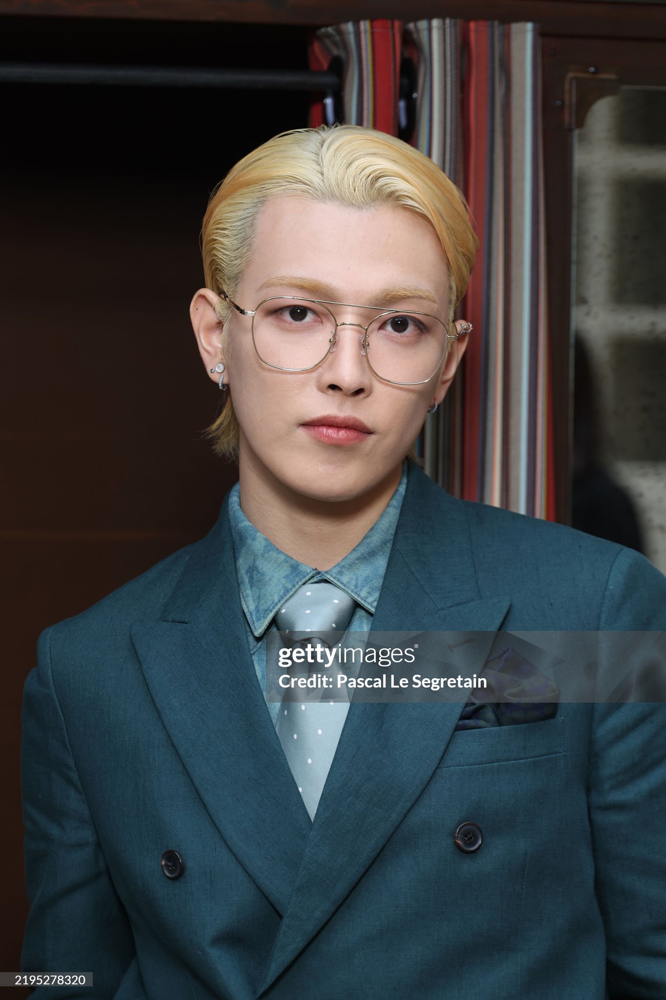 [잡담] 에이티즈 홍중 폴스미스 패션쇼 게티이미지가 레전든데 | 인스티즈