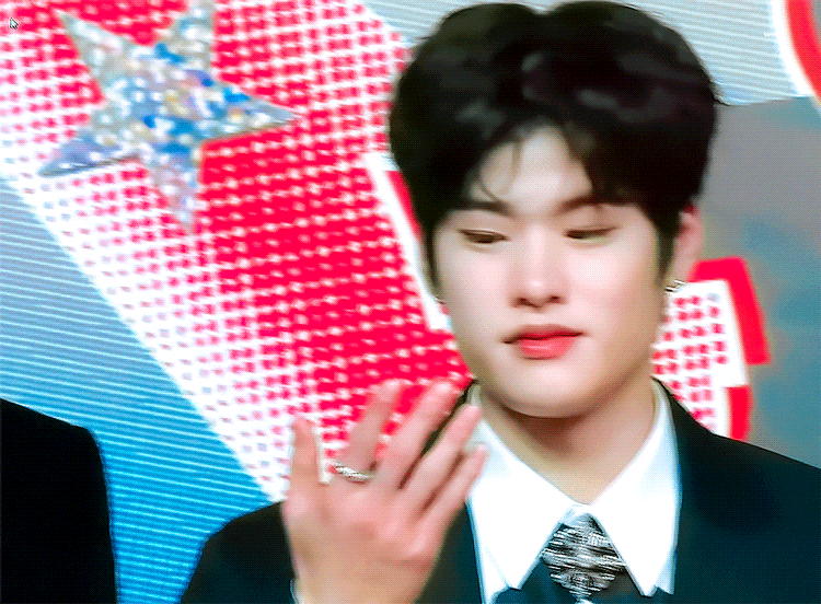 [잡담] 소희 웃으면보이는 송곳니 너무좋아 | 인스티즈