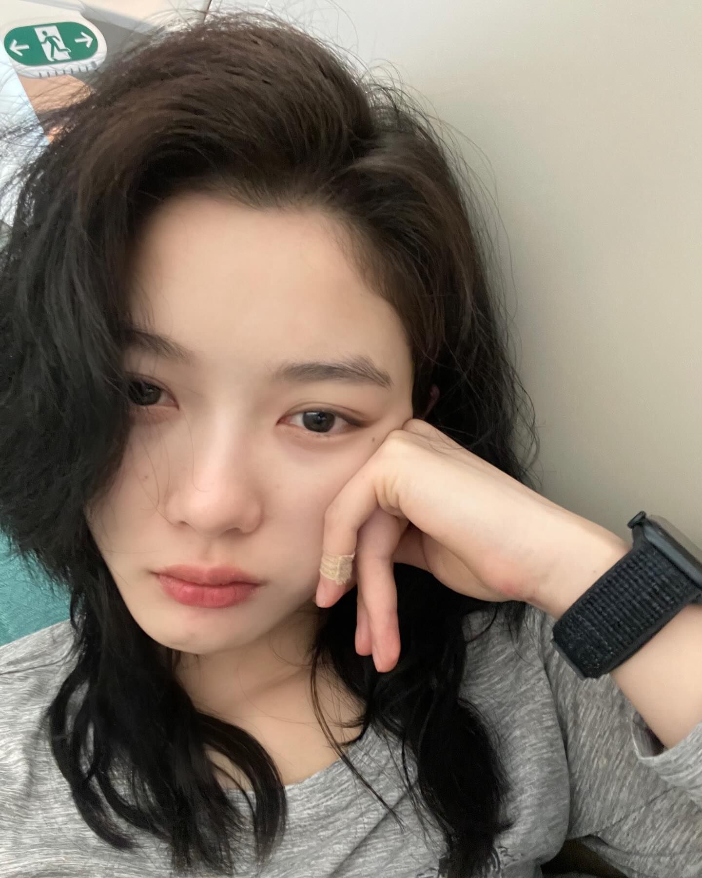 [잡담] 김유정 산티아고 순례길 갔다왔구나 | 인스티즈