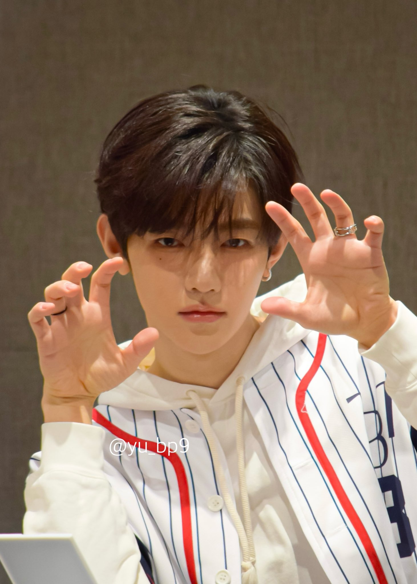 [잡담] 장하오 오늘 왜케 묭..하게 생겼어? | 인스티즈