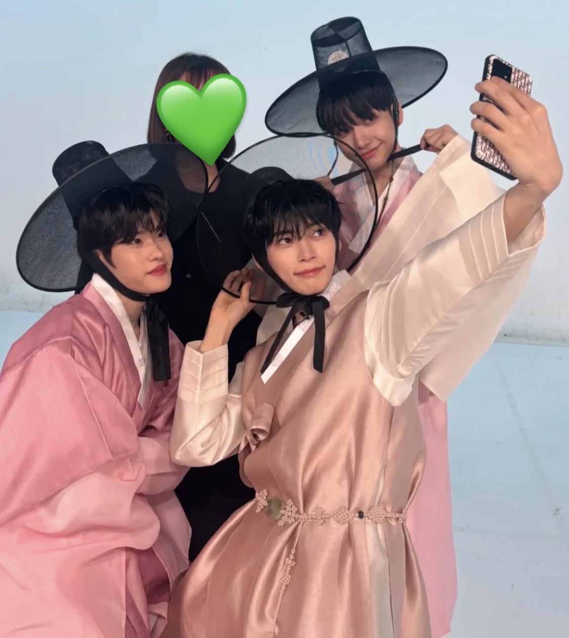[잡담] 엠카 작가님 인스타에 멍또캣편지🥹😭 | 인스티즈