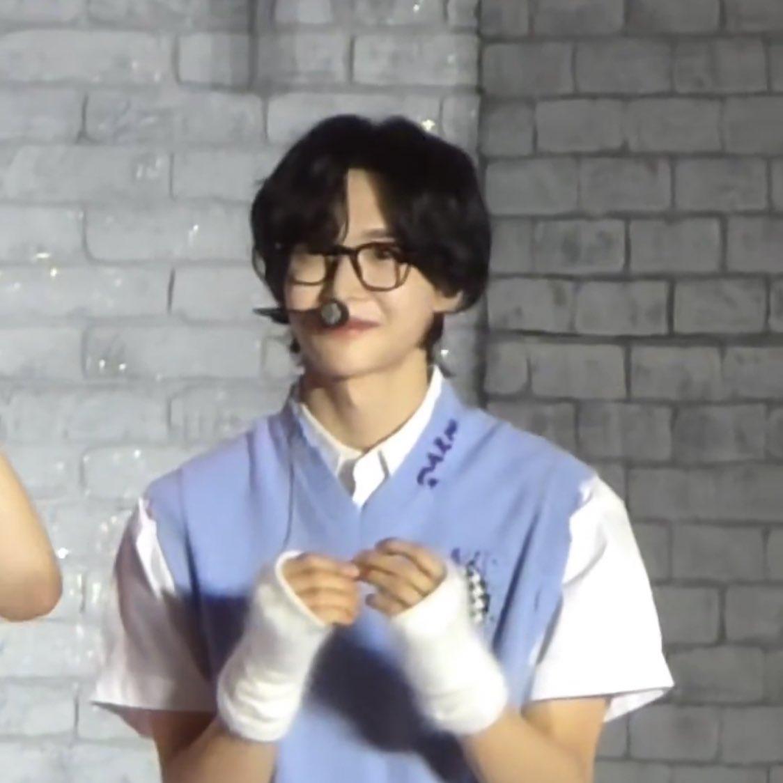 [잡담] 원빈이 이 날 엄청 대박 귀여웠는데 아는 사람 | 인스티즈