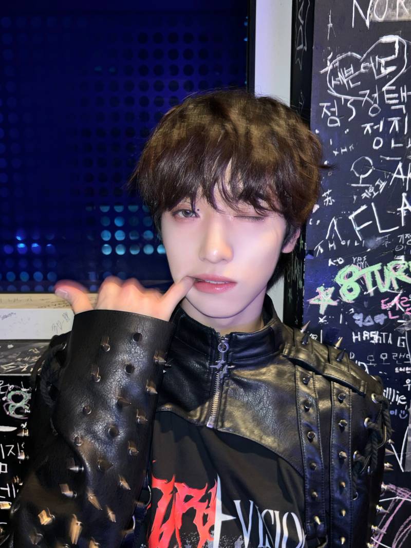 에이티즈 산에게 용돈 20만원 받은 에이티니 | 인스티즈