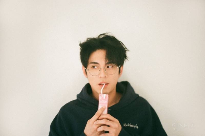 인생이 칠전팔기 그 자체인 가수.jpg | 인스티즈