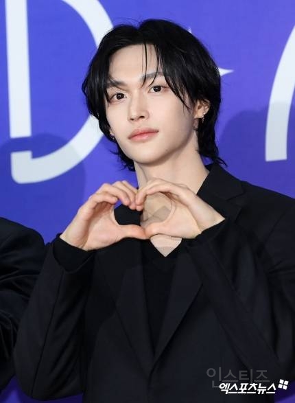 오늘 반응 좋은 디어워즈 라이즈 레드카펫 의상 | 인스티즈