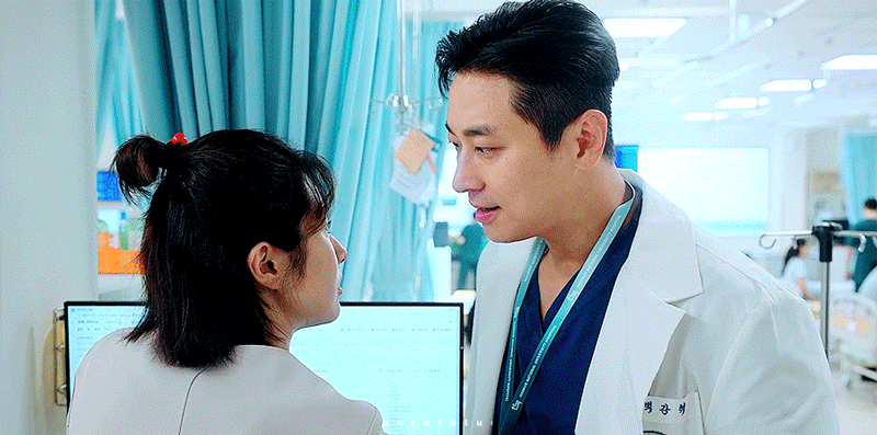 [주지훈] 나이는 마흔 넷, 직업은 의사입니다 02 | 인스티즈