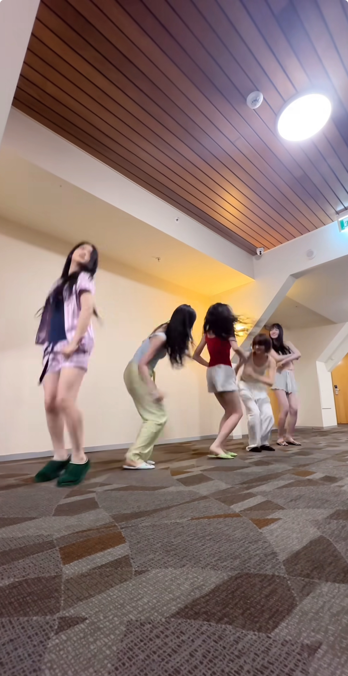 [마플] 외국인들이 키키 뉴진스같다고 하는 코드가 신기함 | 인스티즈