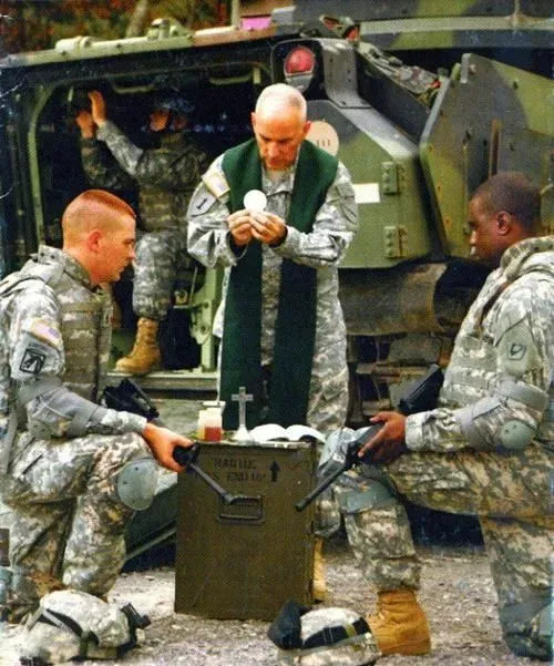 해외 군종장교와 우리나라 군종장교 차이 | 인스티즈