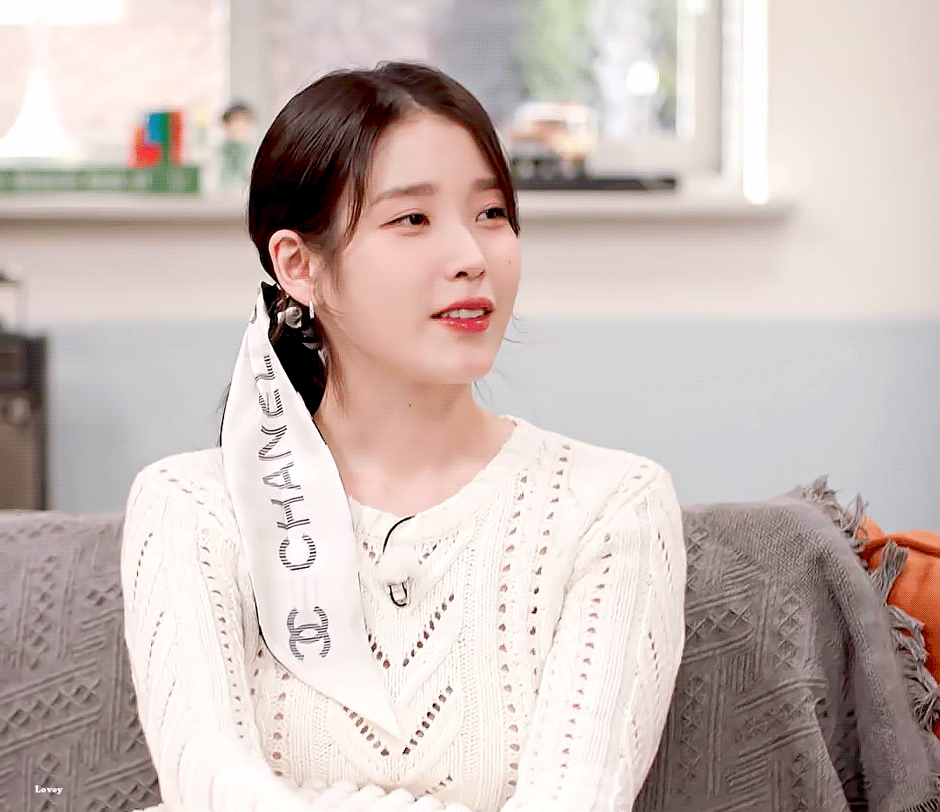 [잡담] 오늘 뜬 아이유 떡밥 세개 헤메코 너무 좋은데? | 인스티즈