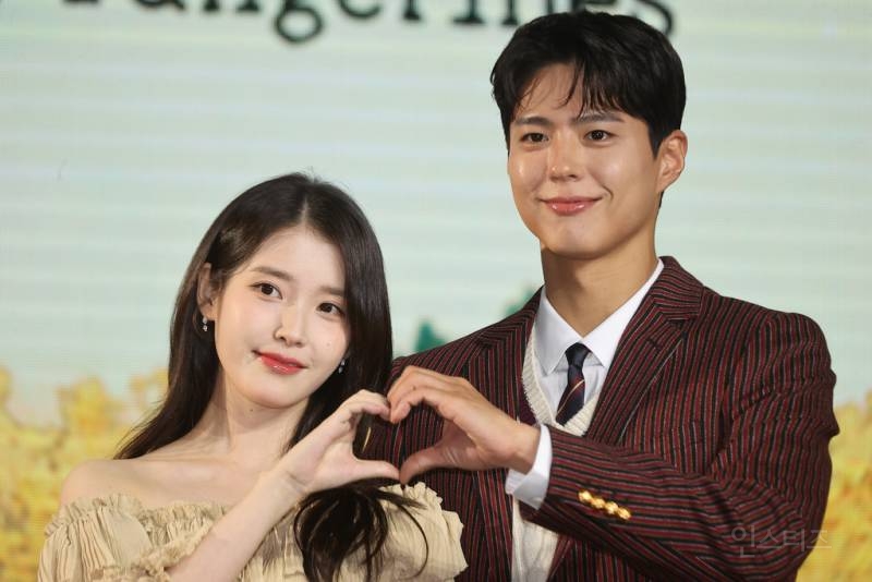 오늘자 케미 난리난 아이유x박보검 투샷 | 인스티즈