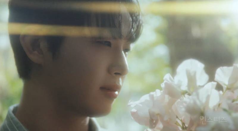 미감 좋다는 아이돌 뮤비 .jpgif | 인스티즈