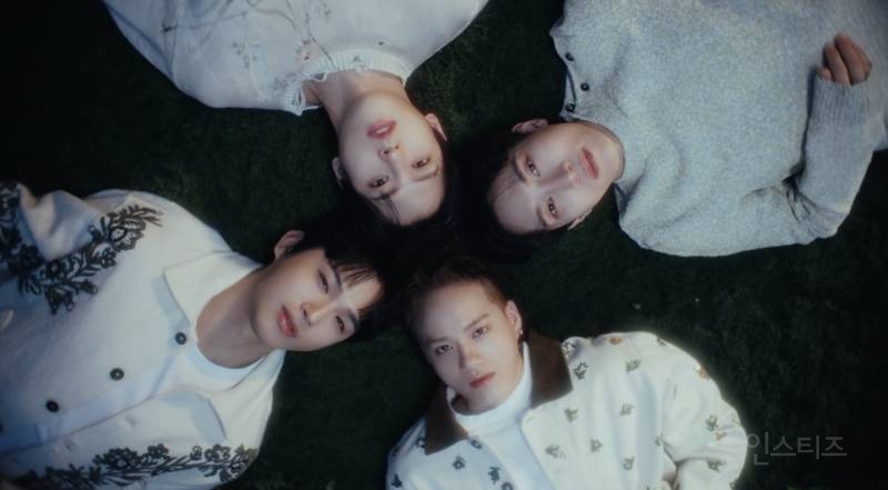 미감 좋다는 아이돌 뮤비 .jpgif | 인스티즈