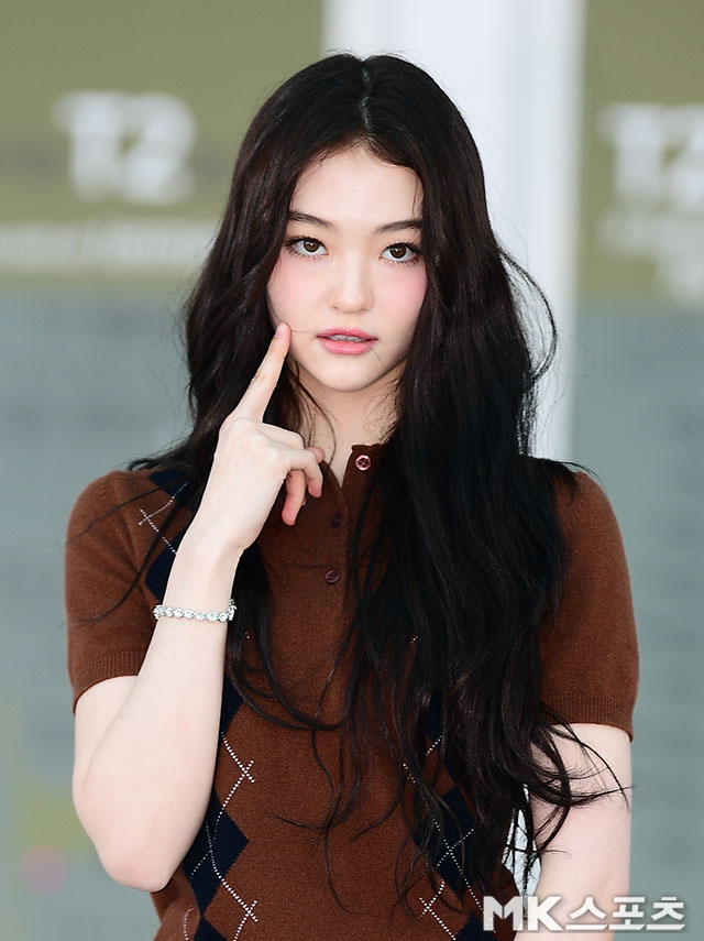 [정보/소식] 미야오 엘라 파리 출국 기사사진 | 인스티즈