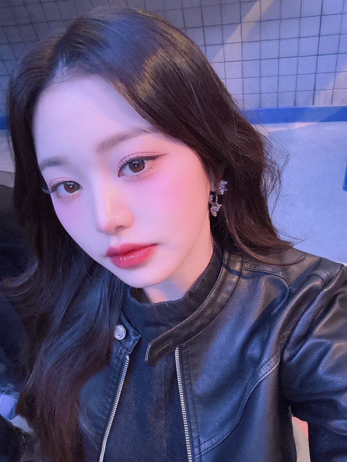 [잡담] 원영이 이 사진 왠진 모르겠는데 | 인스티즈