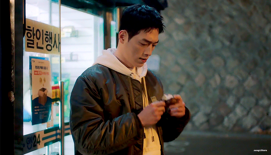 [잡담] 언더스쿨 담배 입으로 빼는거 너무 30대 어른의 그것ㅋㅋ | 인스티즈