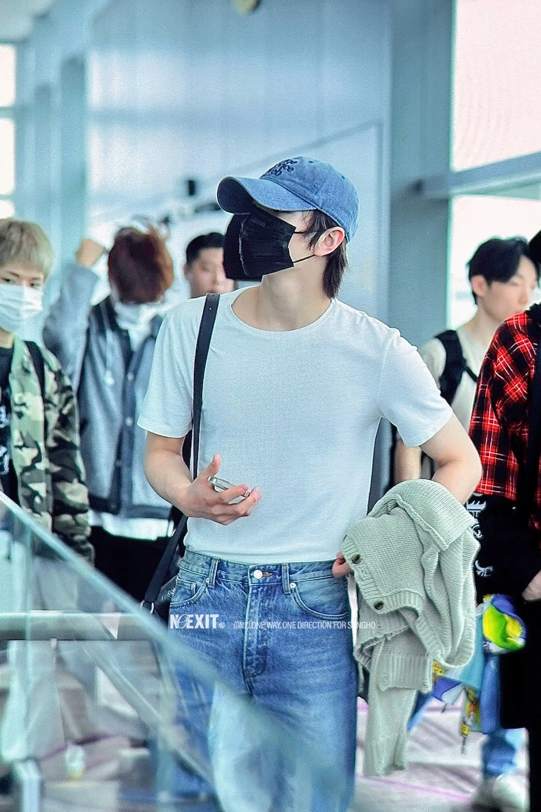 박성호 호왼 호른 프리뷰 고화질 (61) webp 지금보다 파랗게 더 더 파랗게 🌊 | 인스티즈