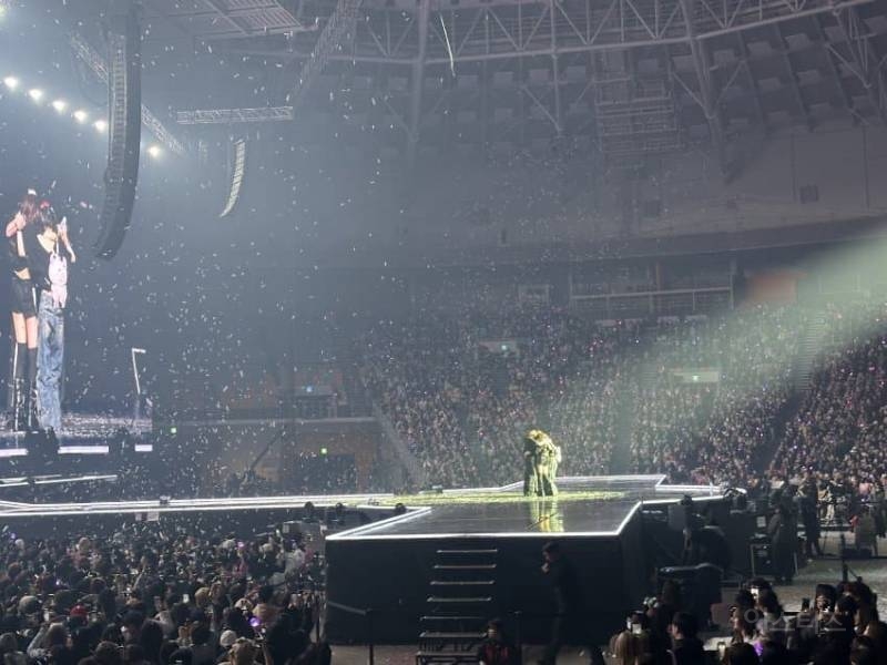 에스파 월드투어 콘서트 짤들 feat. 위플래시 직접말아주는 GD | 인스티즈