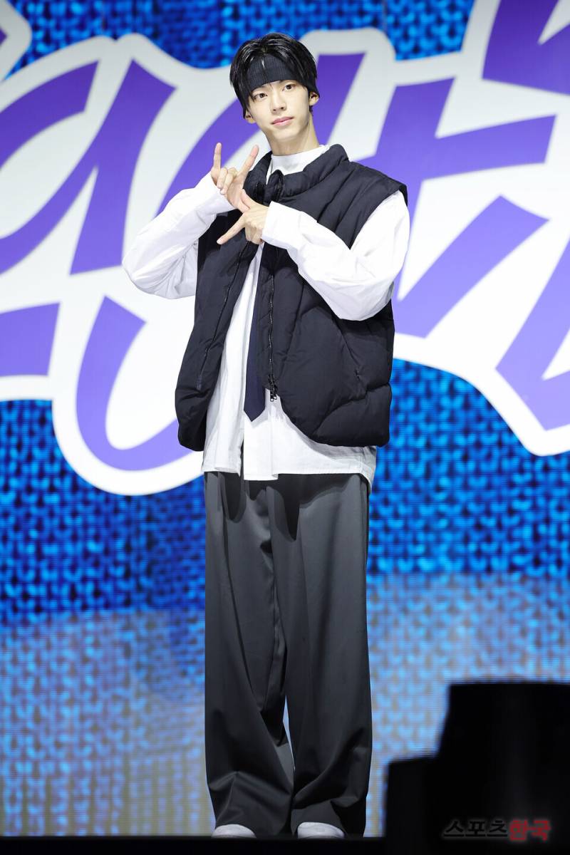 좀 기묘할 정도라는 남돌.JPG | 인스티즈