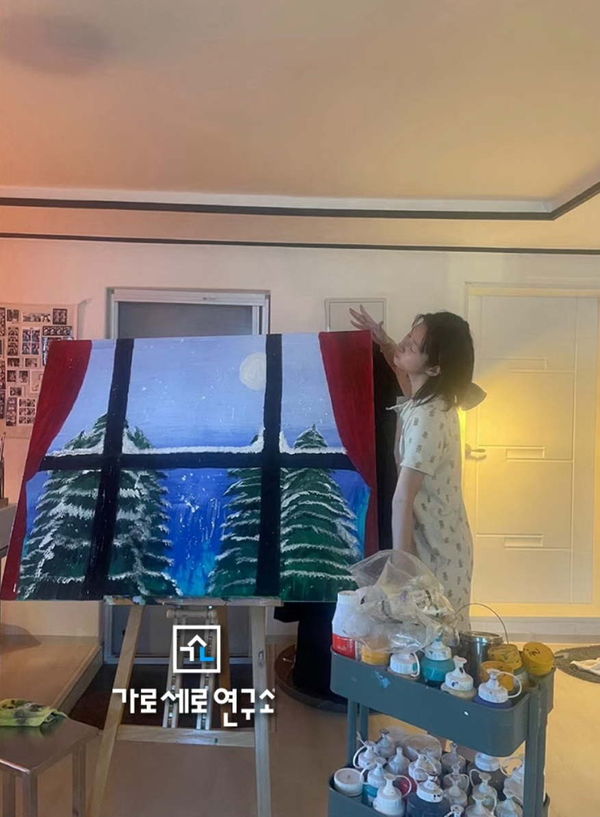 [잡담] 어머니가 너무 어두운 그림만 그리지 말라고 해서 그렸다는 김새론 그림 | 인스티즈