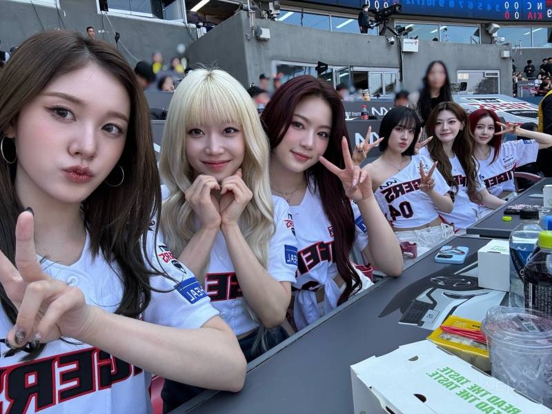 오늘자 기아 개막전 승리요정된 스테이씨 | 인스티즈