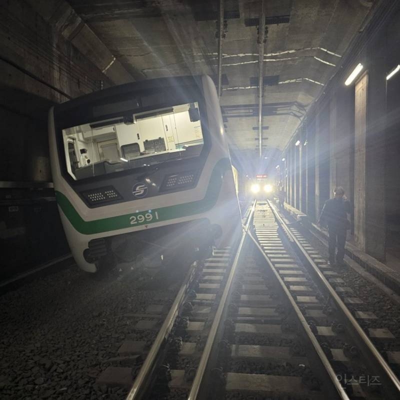 재난사고 서울 지하철 2호선 신도림 방향 지하철 탈선 | 인스티즈