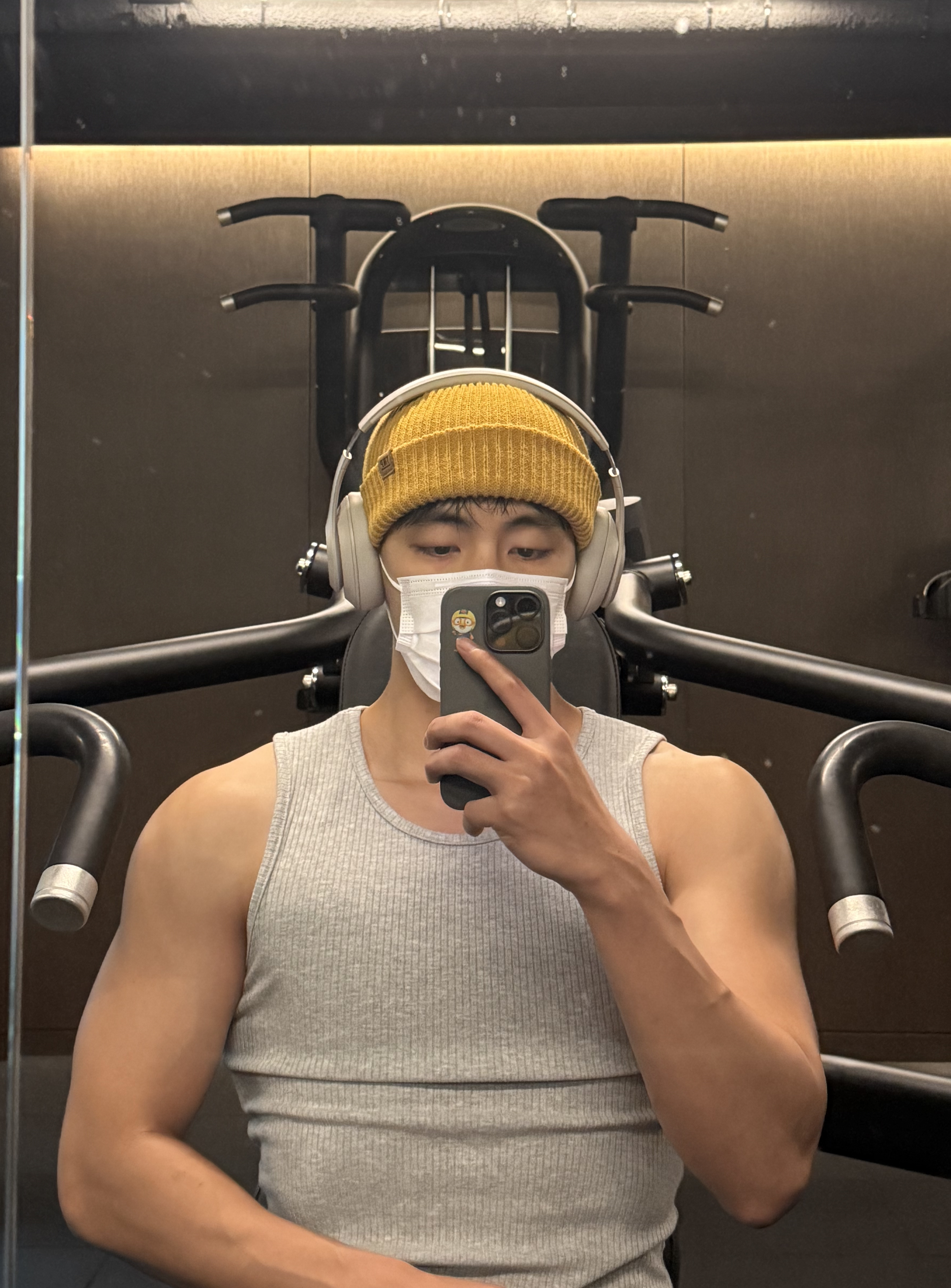 [잡담] 뷔 지금 이 몸이 10kg 뺀 몸이라는게 | 인스티즈