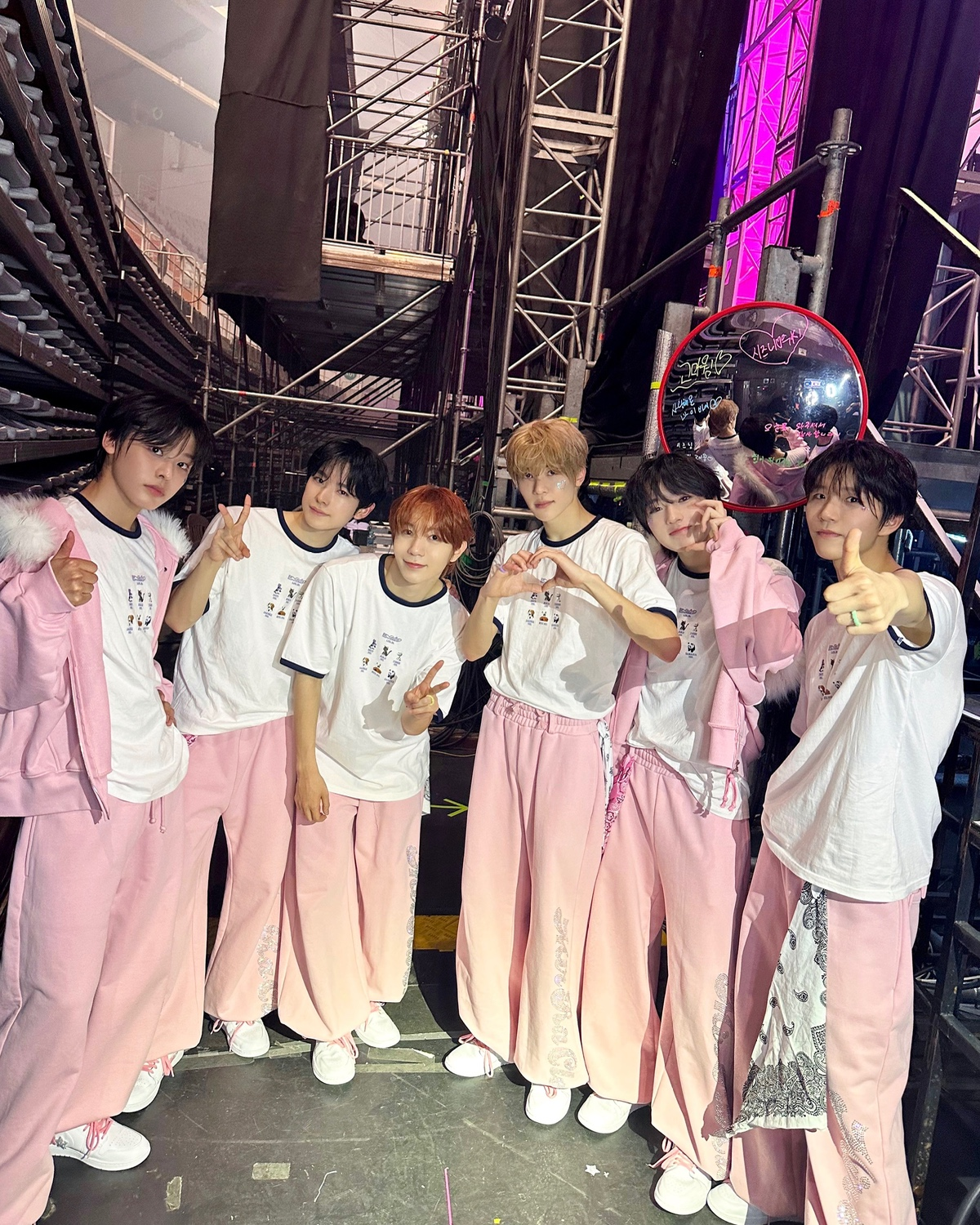 시키는거 다하고 안시킨거까지 다한 SM 아이돌 콘서트 후기 | 인스티즈