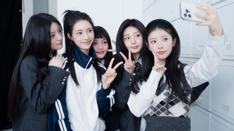 1년동안 아일릿 멤버들이 팬들과 서로에게 해주고 싶었던 말 | 인스티즈