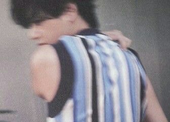 [잡담] 뷔 이런 느낌 너무 잘냄….. | 인스티즈