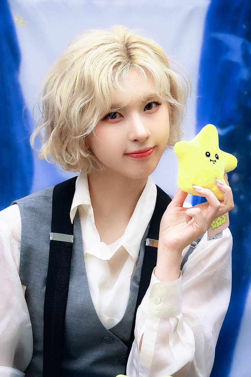 잘생쁨의 정석이라고 반응좋았던 어제자 엔믹스 배이.jpg | 인스티즈