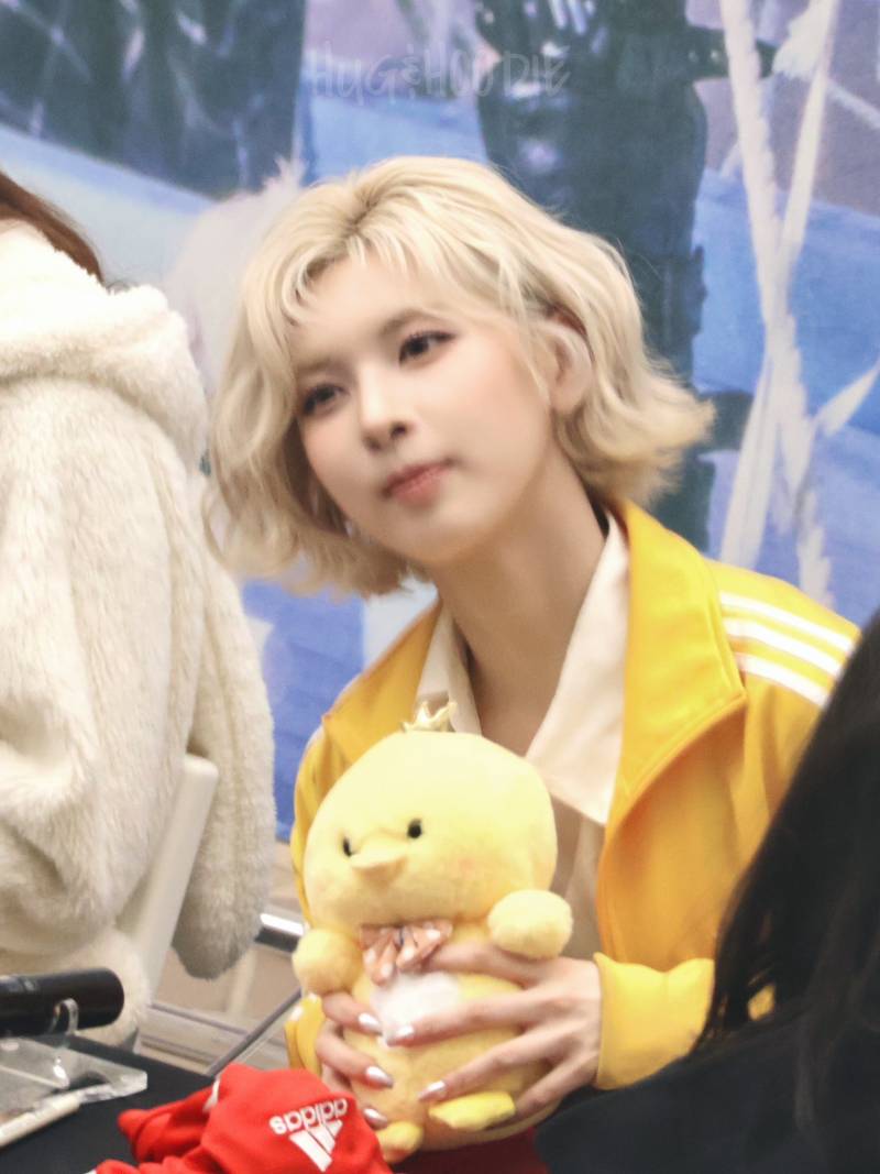 잘생쁨의 정석이라고 반응좋았던 어제자 엔믹스 배이.jpg | 인스티즈