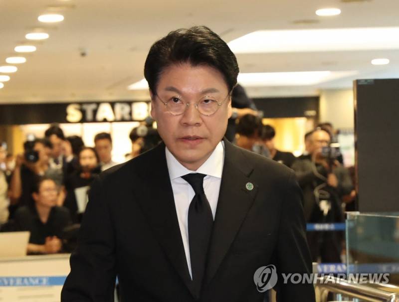 🚨장제원 전 의원 숨진 채 발견..."타살 정황 없어"🚨 | 인스티즈