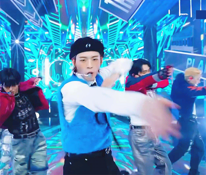 22일(화), 💛💡온앤오프 효진❤️ 아기백구노루수달 생일축하해 🍽️🎉 | 인스티즈